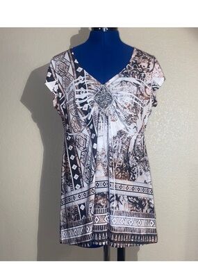 Unity World Wear Brown & Cream Boho V-Neck Tunic with Center Jewel